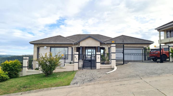 5 Bedroom Property for Sale in Nahoon Valley Park Eastern Cape